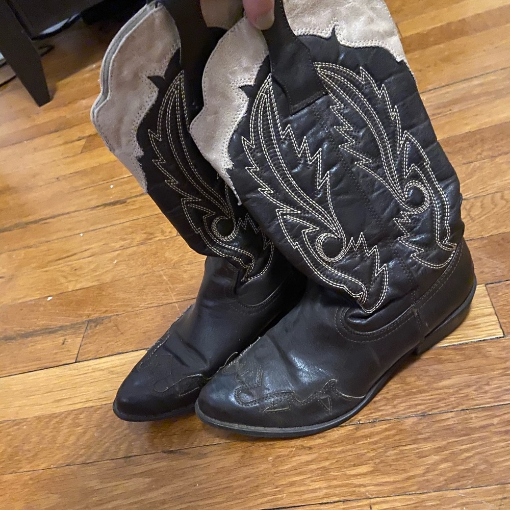 Women cowboy boots
